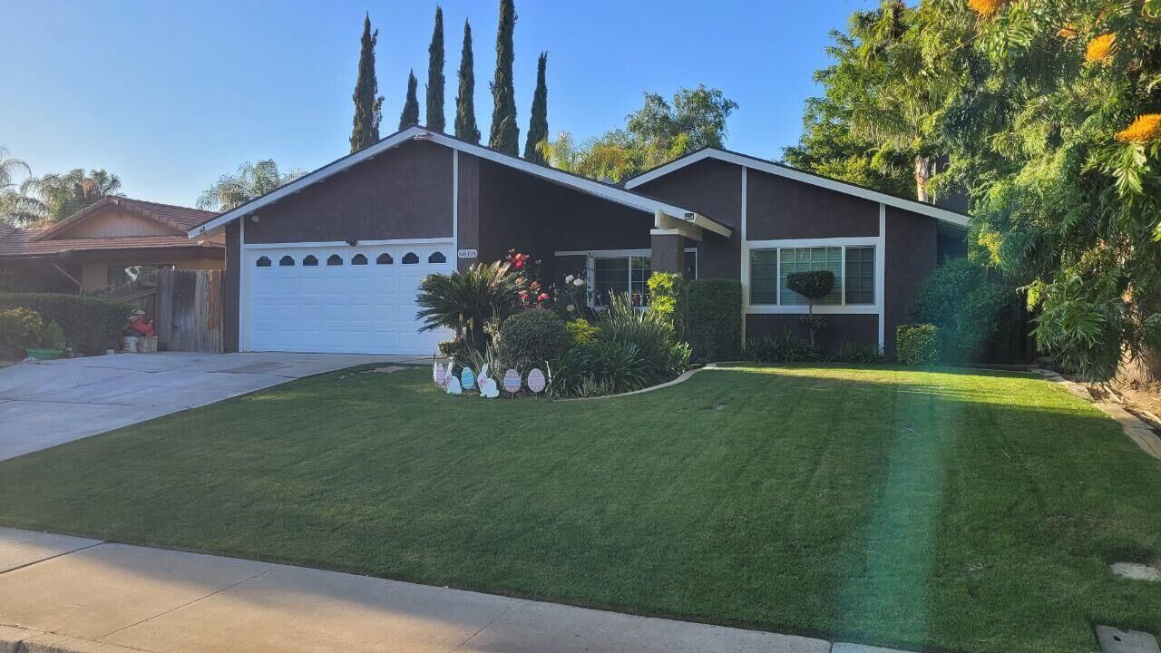 Property Photo: 6608 Plaquemines Drive CA 93309