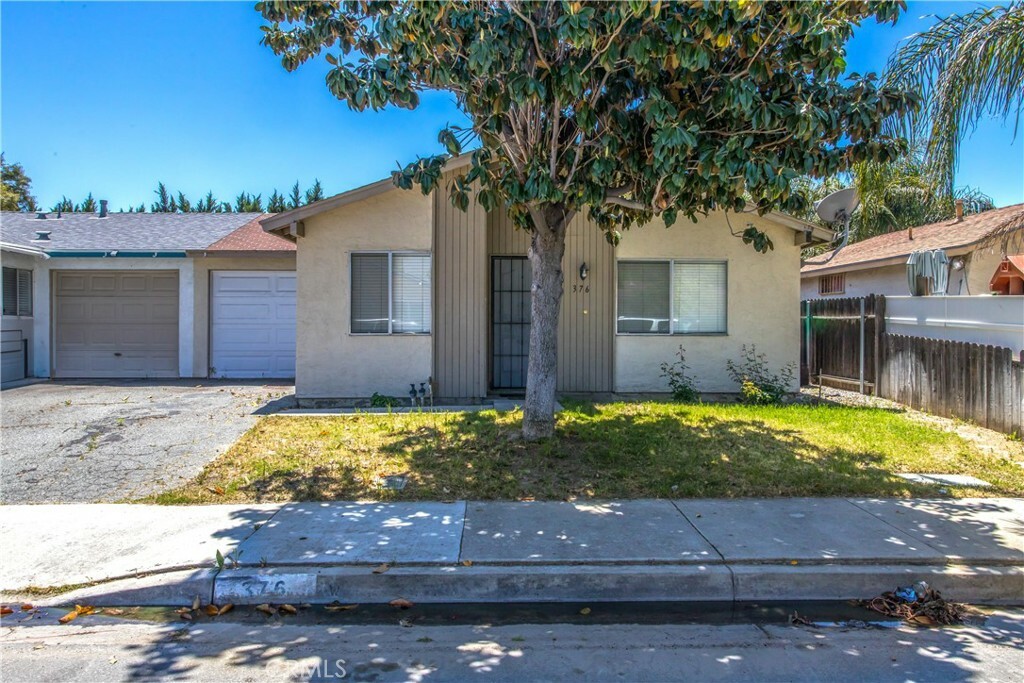 Property Photo:  376 E Evans Street  CA 92583 