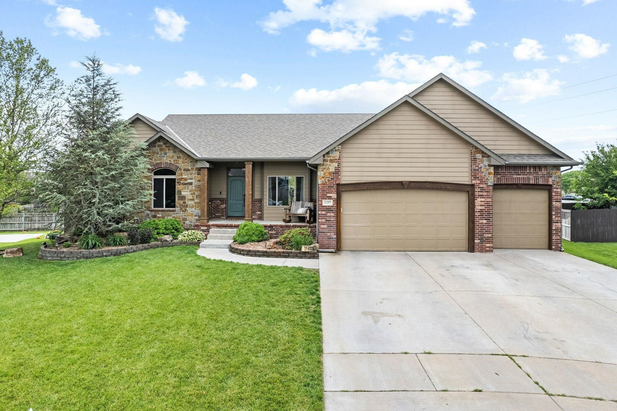 Property Photo:  1257 N Forestview Ct  KS 67235 