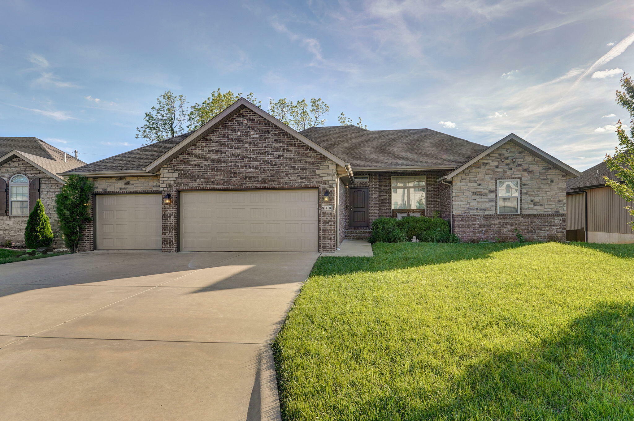Property Photo: 840 E Beechwood Road MO 65714