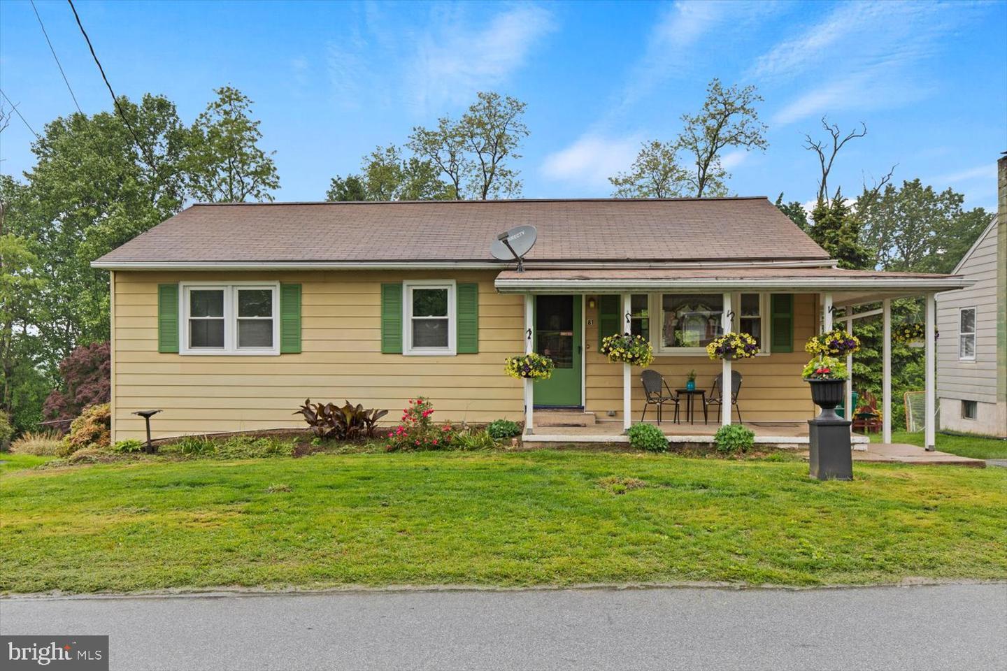 Property Photo:  81 Stone Hill Road  PA 17516 