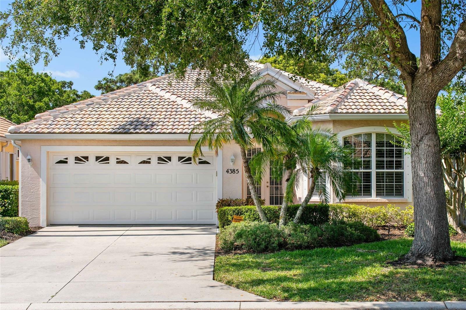 Property Photo:  4385 Reflections Parkway  FL 34233 