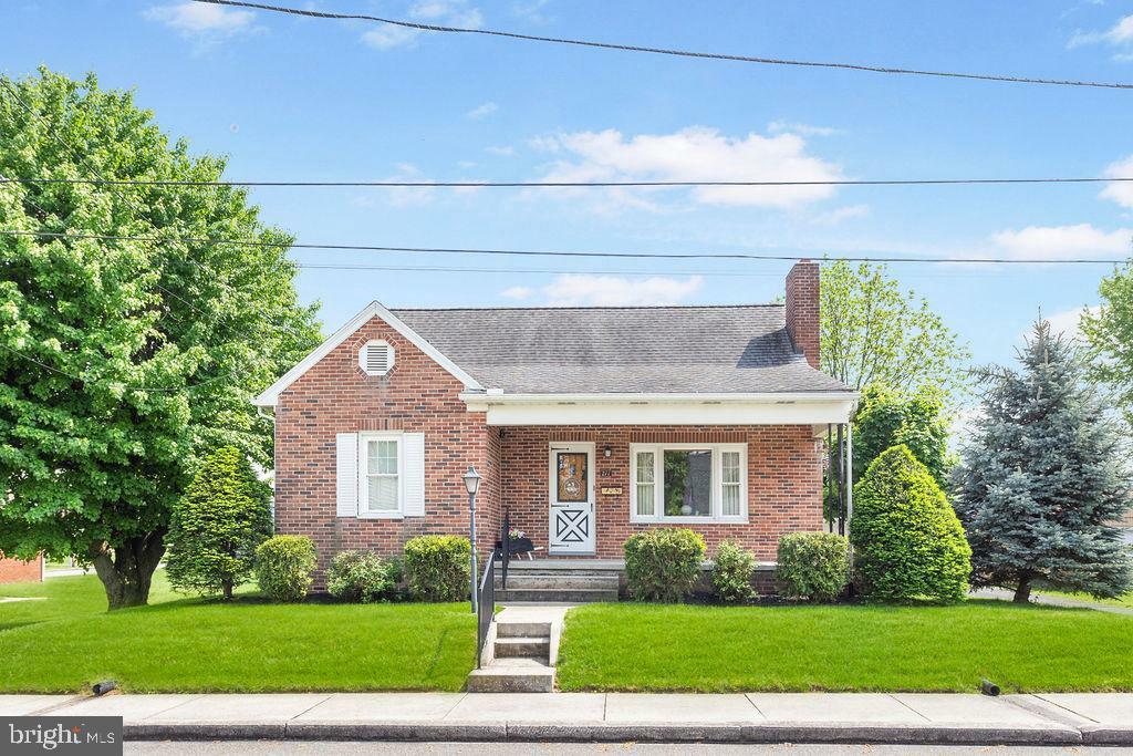 Property Photo:  211 Charles Avenue  PA 17331 