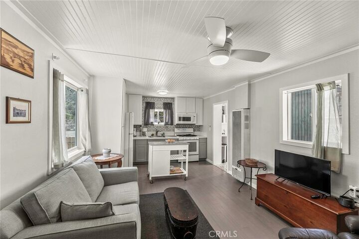 Property Photo:  229 Alhambra Trail  CA 93225 