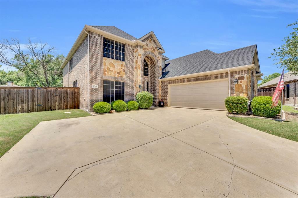 Property Photo:  104 Aztec Court  TX 75165 