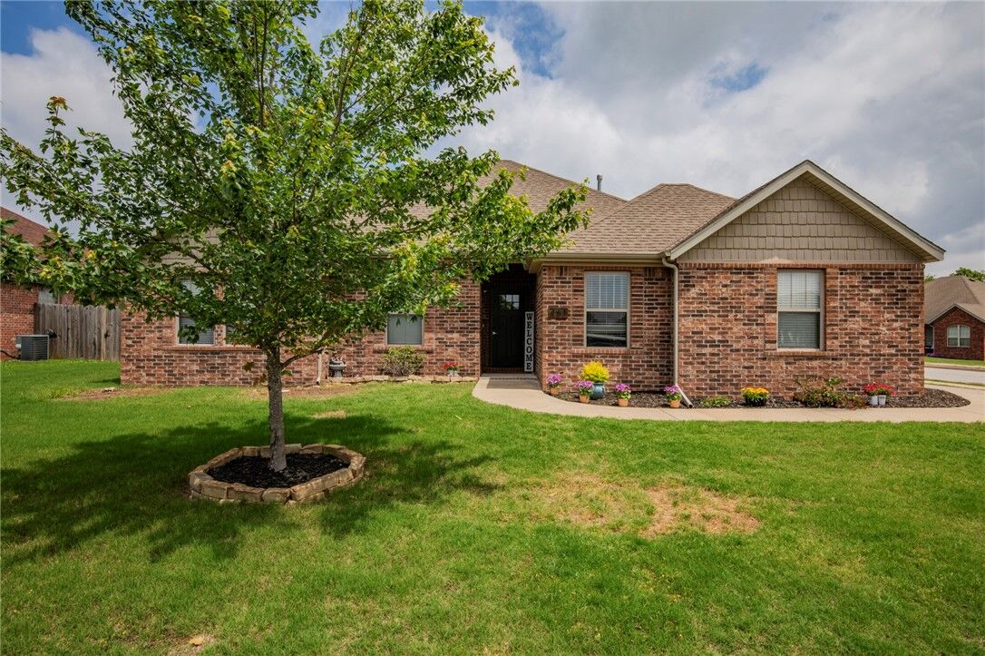 Property Photo:  461 Sorrento Drive  AR 72719 