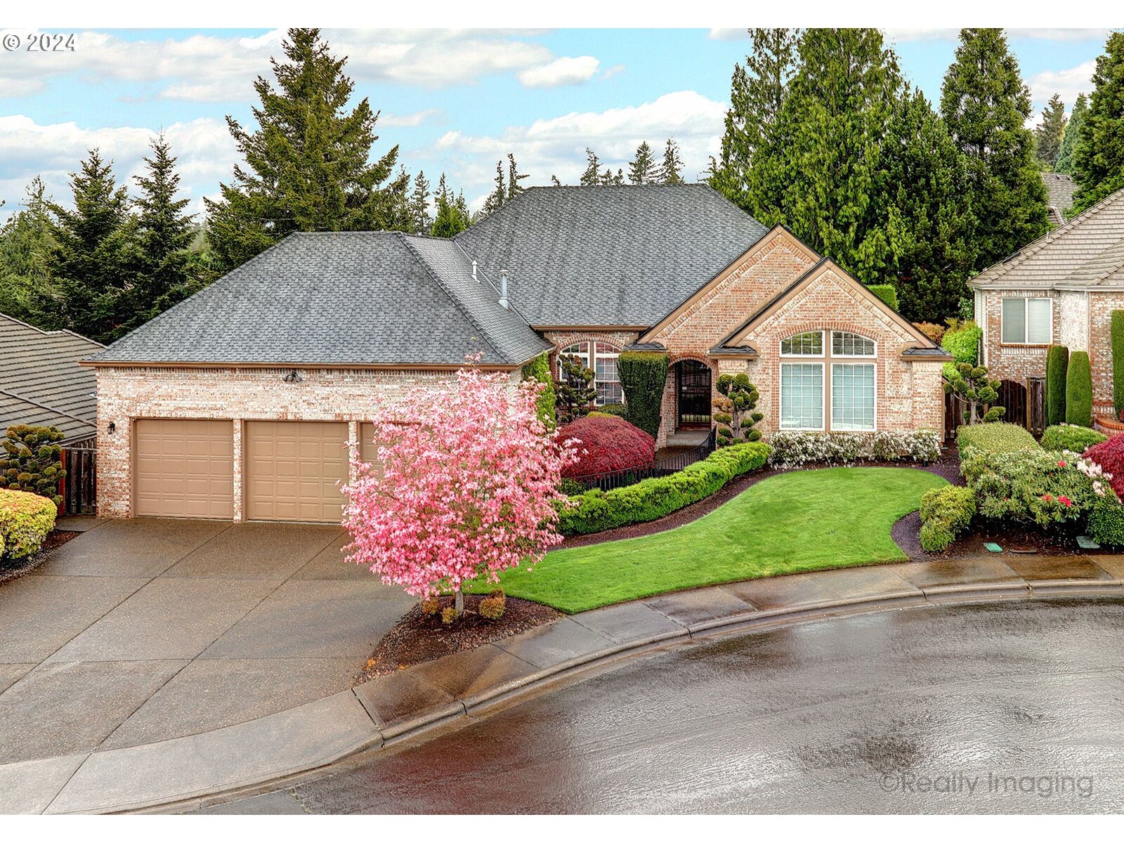 Property Photo:  10957 NW Lucerne Ct  OR 97229 