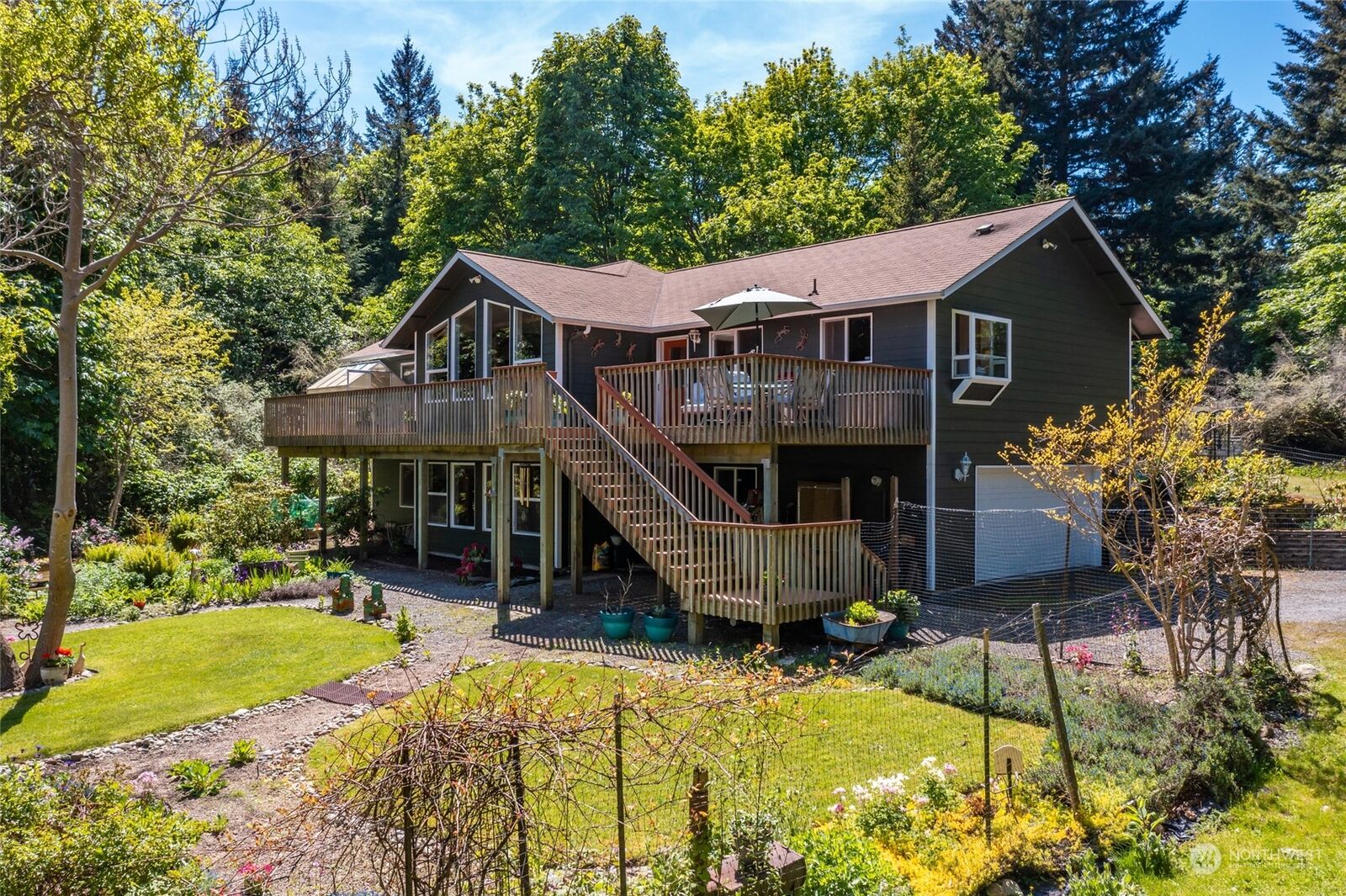 Property Photo:  2 N Pheasant Run Road  WA 98239 