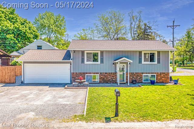 Property Photo: 9110 Butternut Road MI 48189