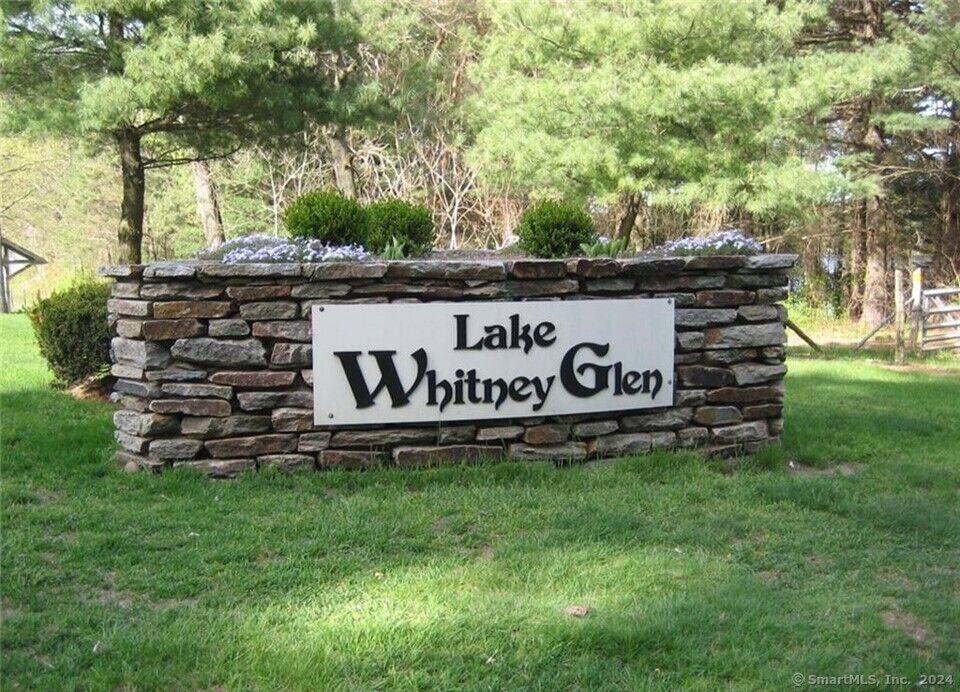 Property Photo:  365 Mather Street Apt 27  CT 06514 