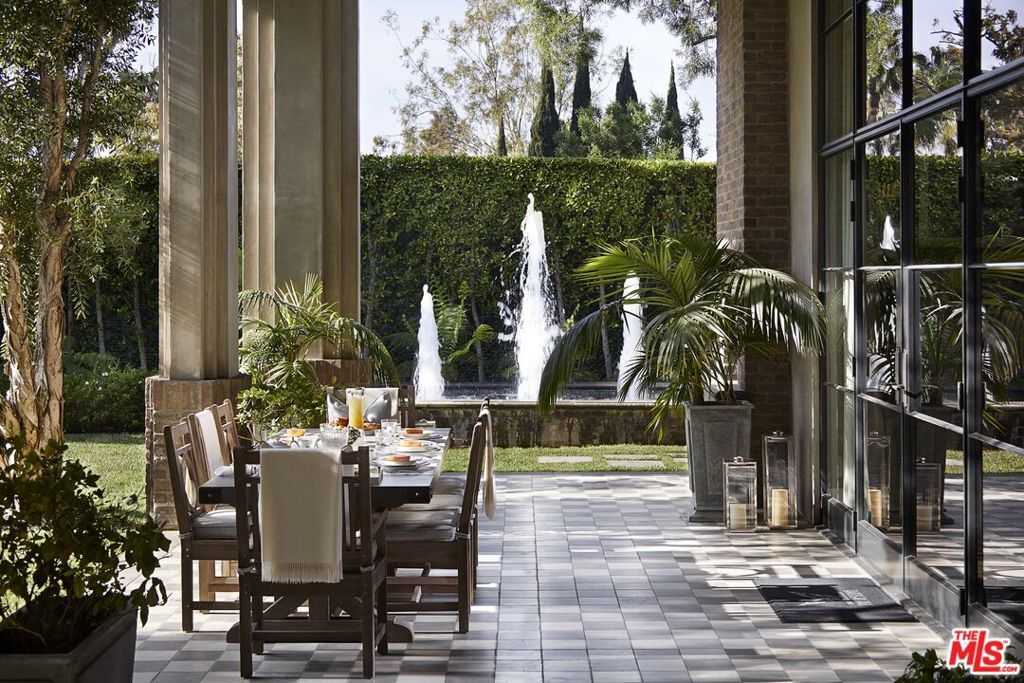 Property Photo:  107 Delfern Drive  CA 90077 