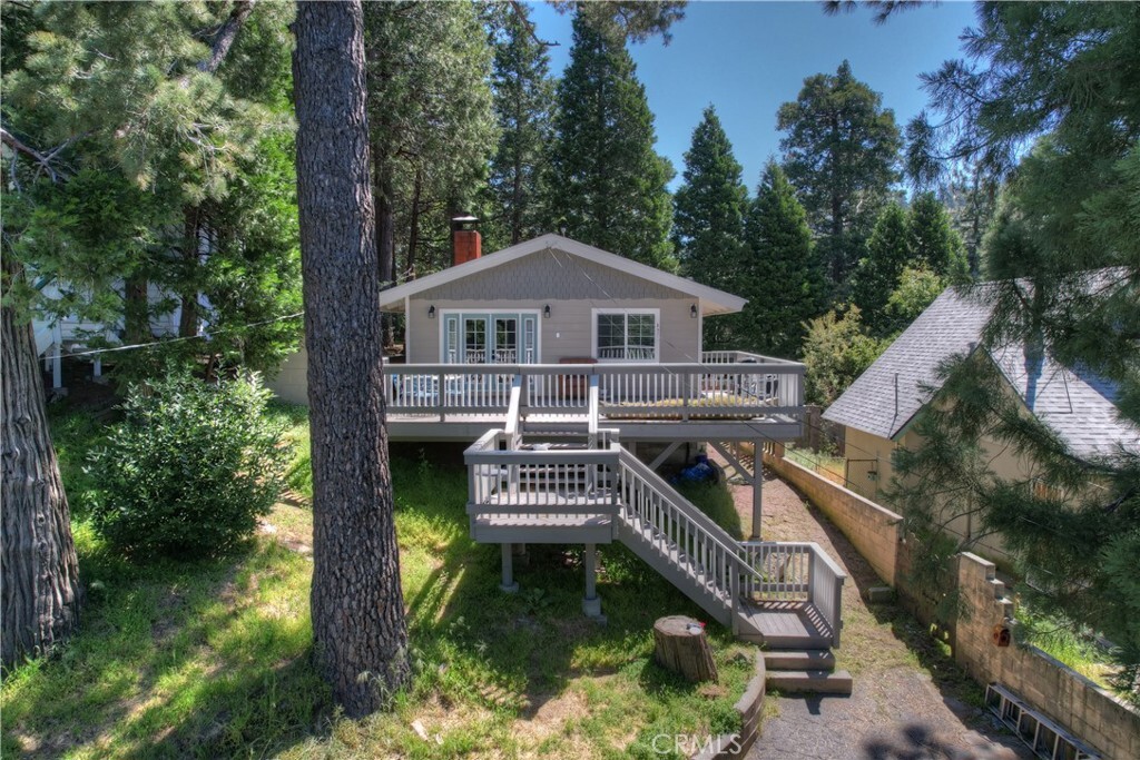 Property Photo: 897 Big Oak Road CA 92325
