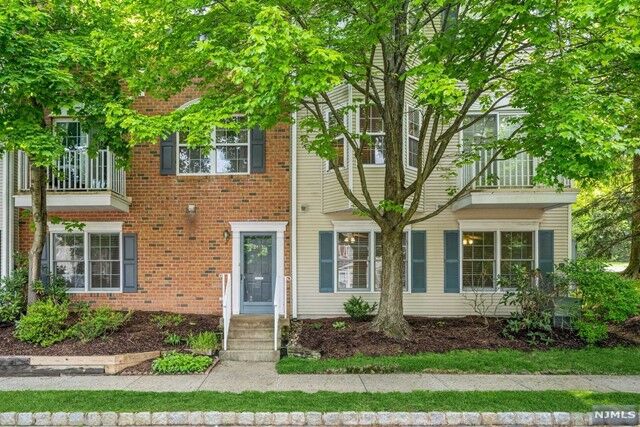 2413 Richard Court  Mahwah NJ 07430 photo