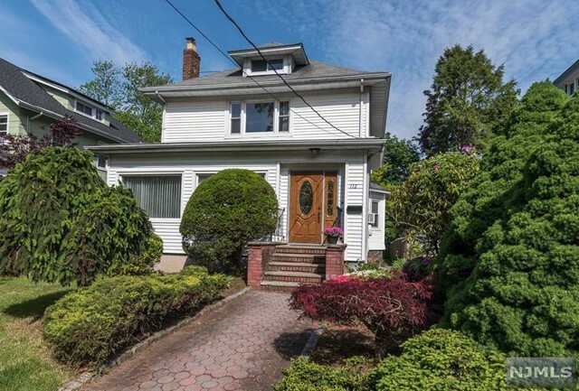 Property Photo:  112 Gladwin Avenue  NJ 07605 