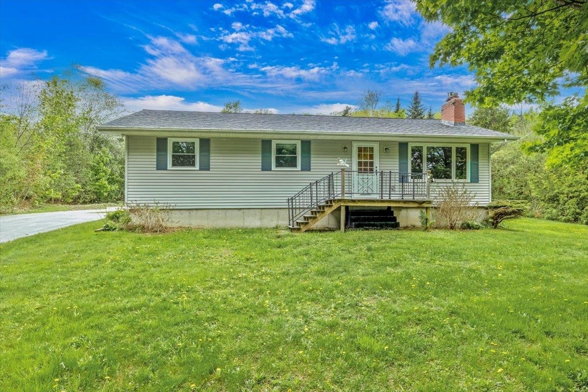 Property Photo:  86 Prospect Hill Road  VT 05478 