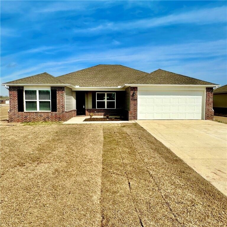 Property Photo: 2653 Reynolds Street AR 72751