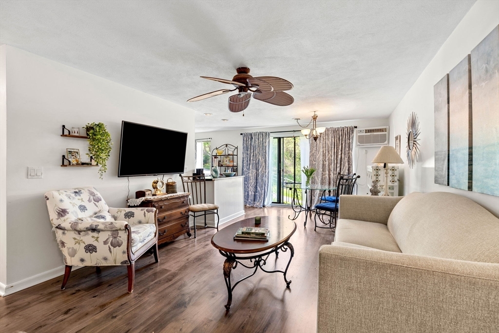 Property Photo: 17 Glen Devin St 17 MA 01913