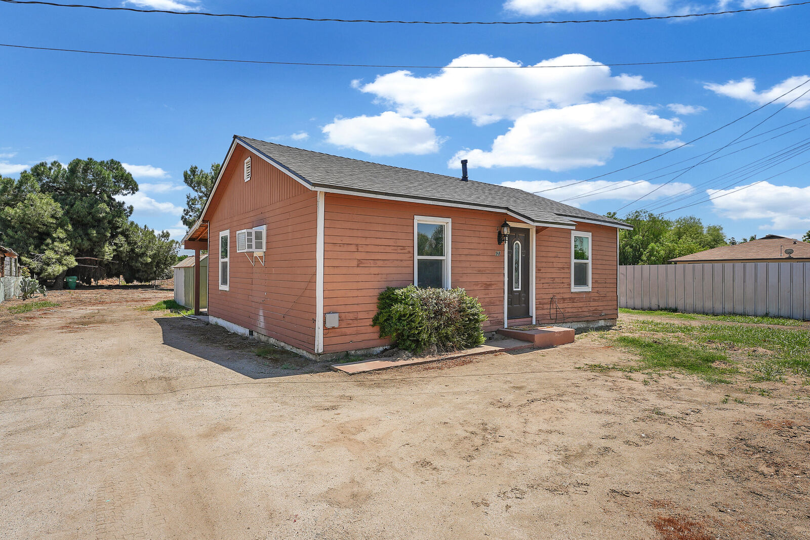 Property Photo: 98 S Cobb Street CA 93257