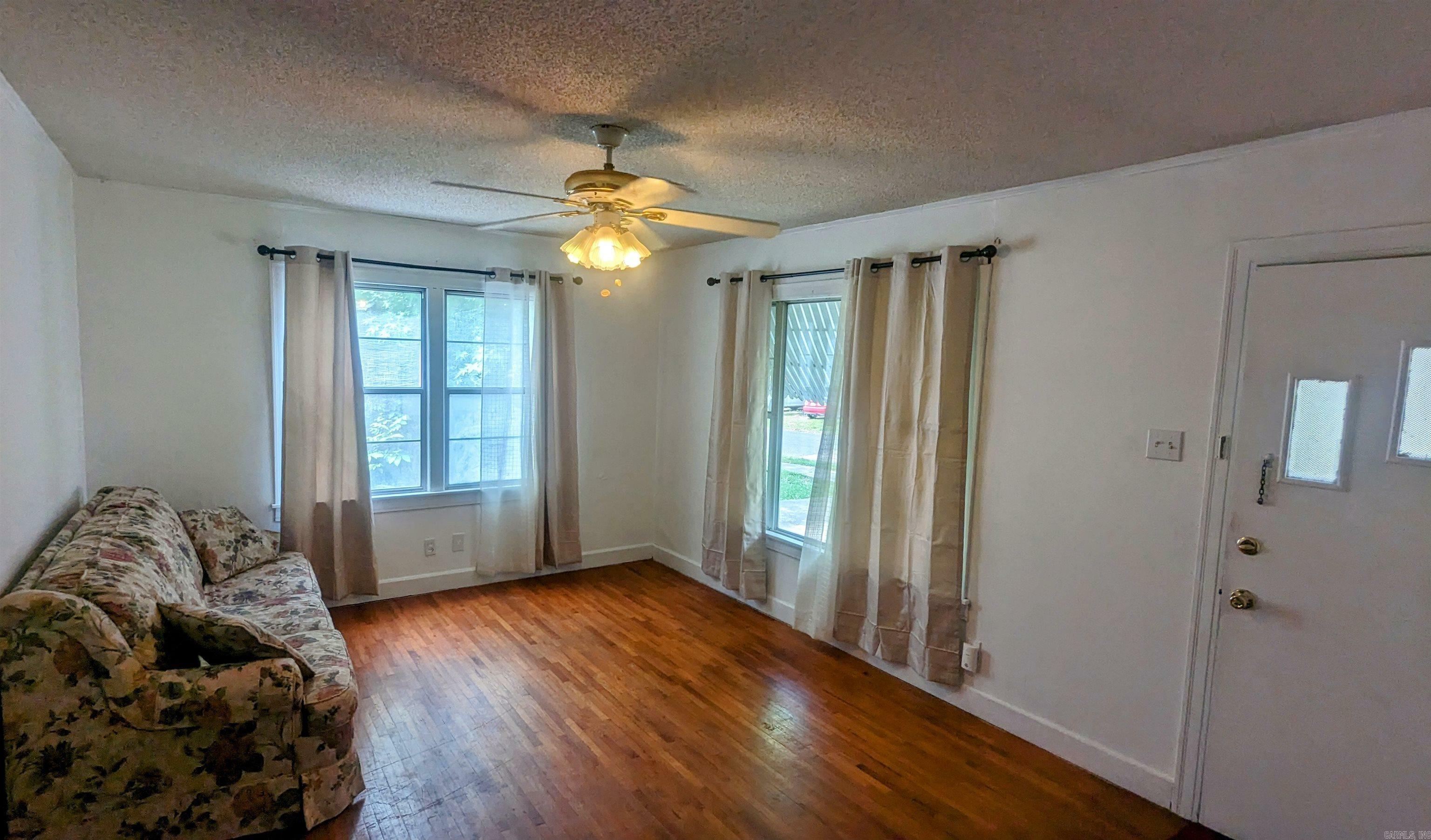 Property Photo:  1119 Jefferson Street  AR 72104 