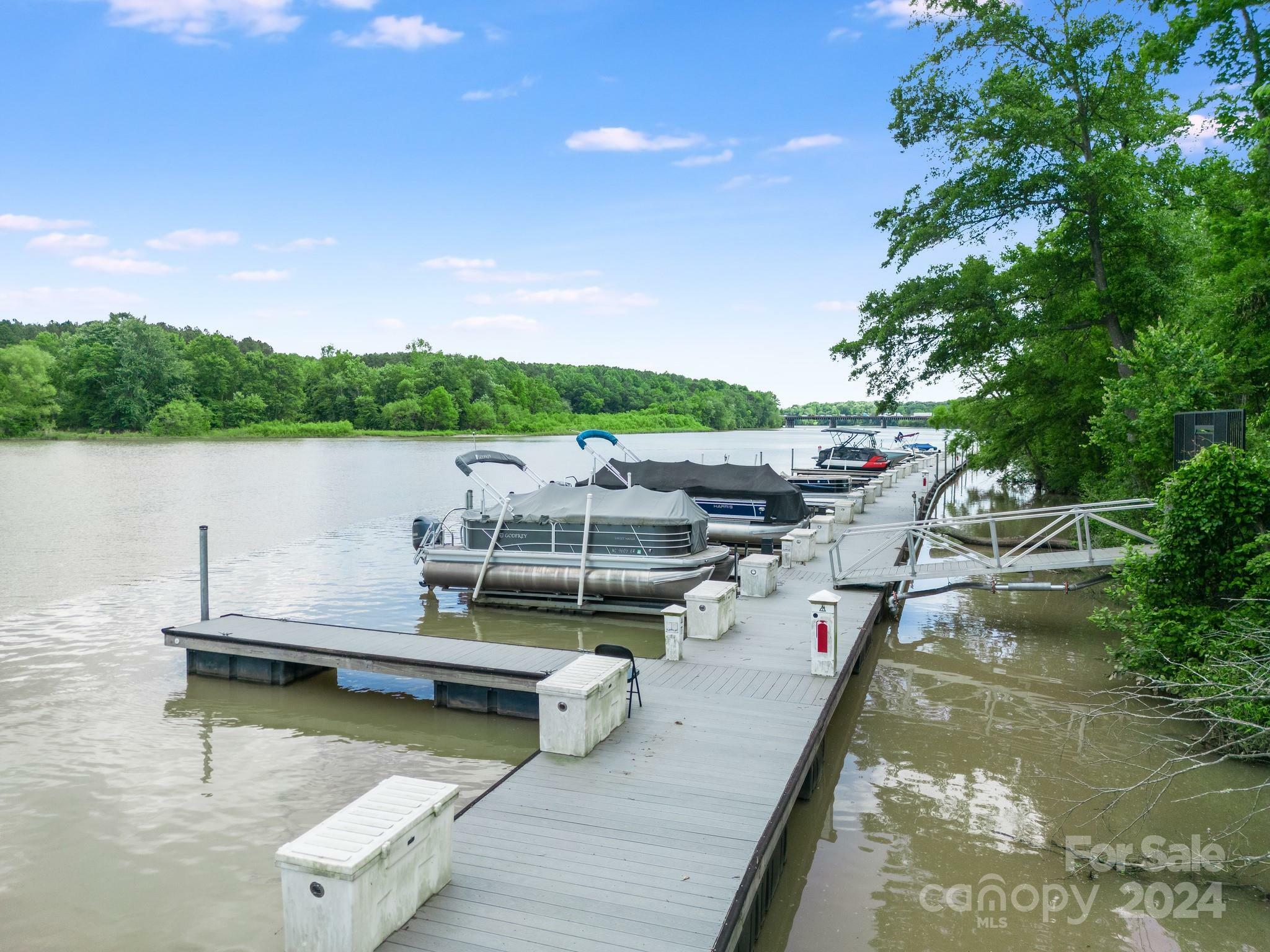 Property Photo:  805 River Park Road  NC 28012 