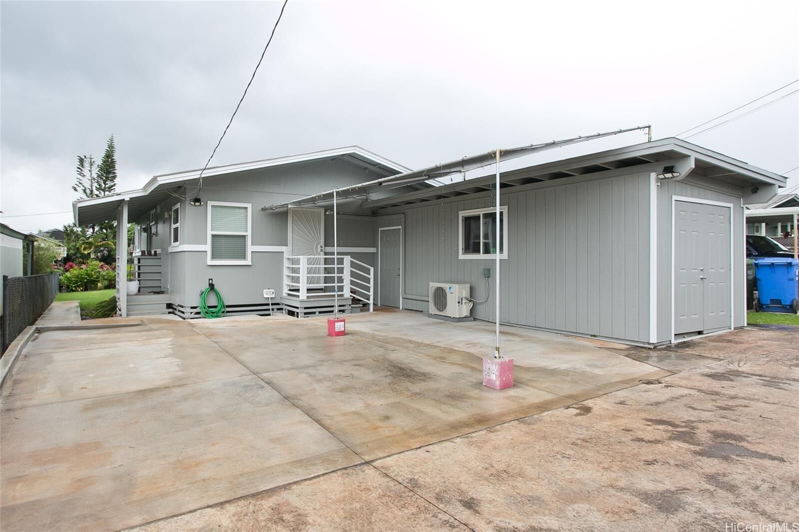Property Photo:  2066C Puu Place 6  HI 96786 