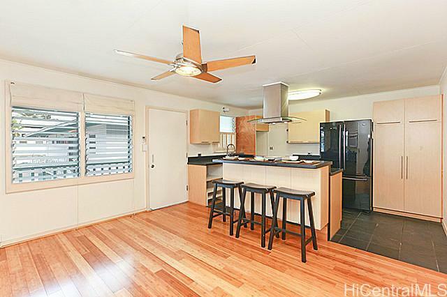 Property Photo:  541 Lauiki Street 4  HI 96826 