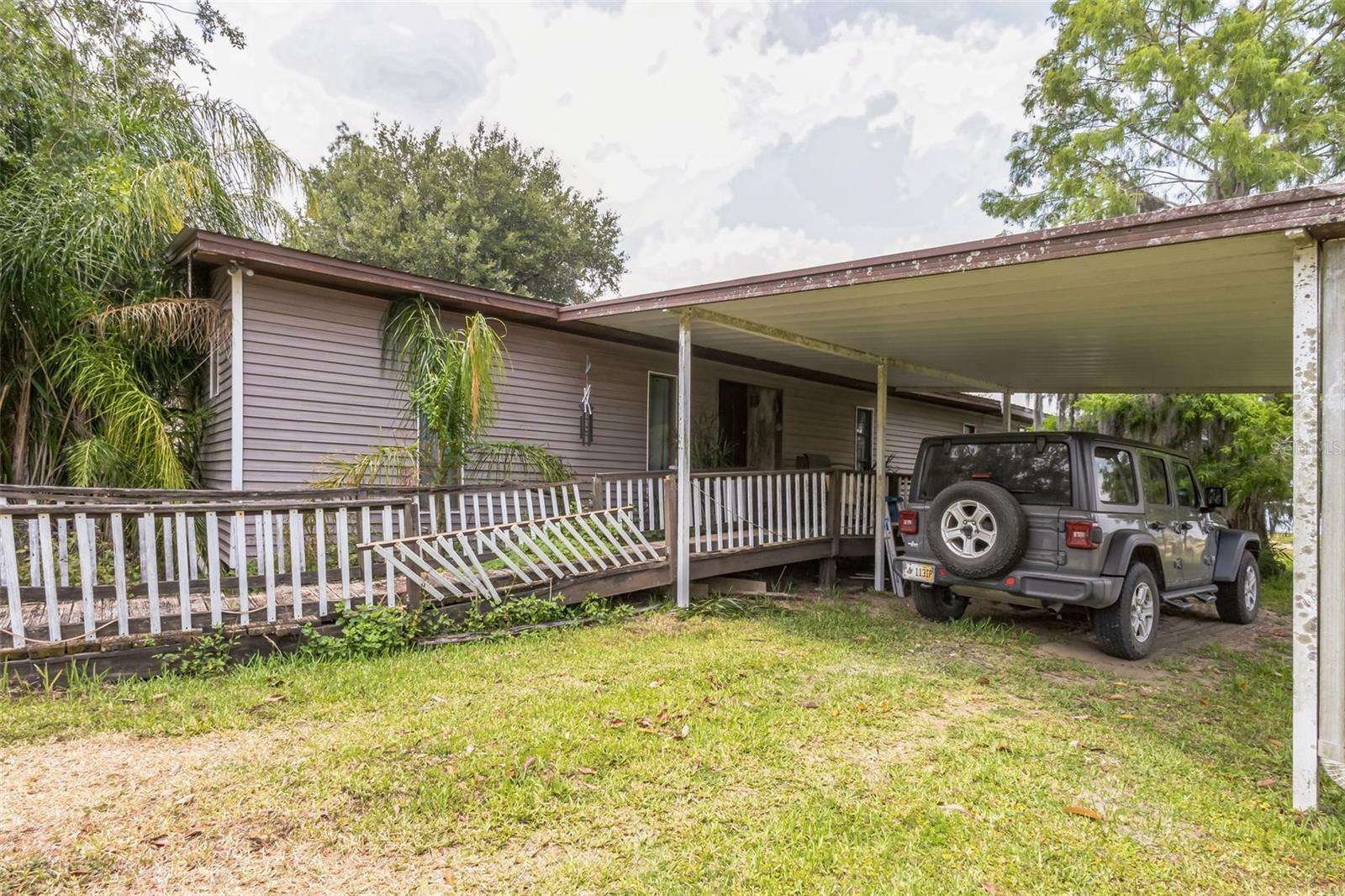 Property Photo:  2409 Black Road  FL 33841 