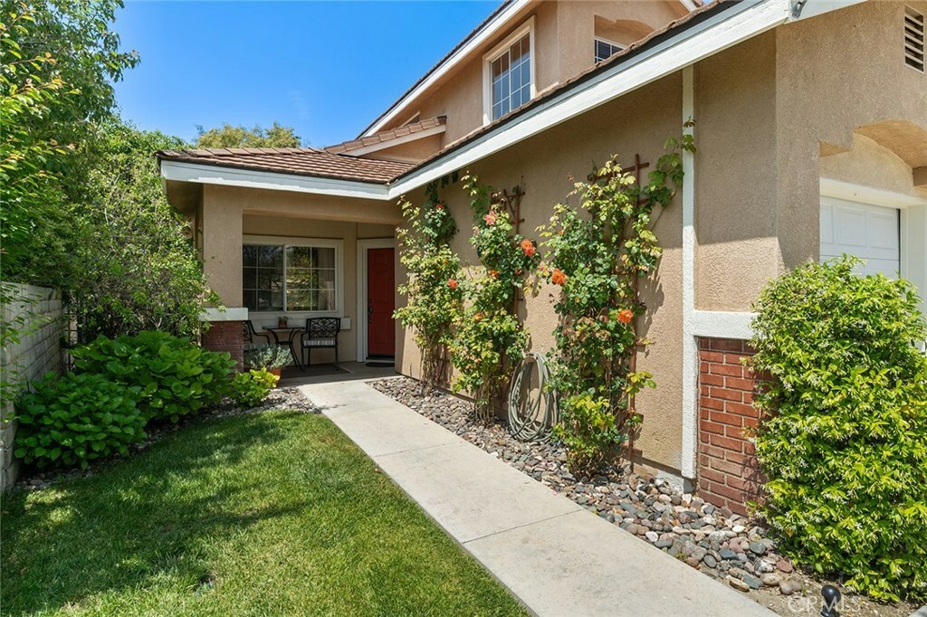 Property Photo:  25725 Bronte Lane  CA 91381 