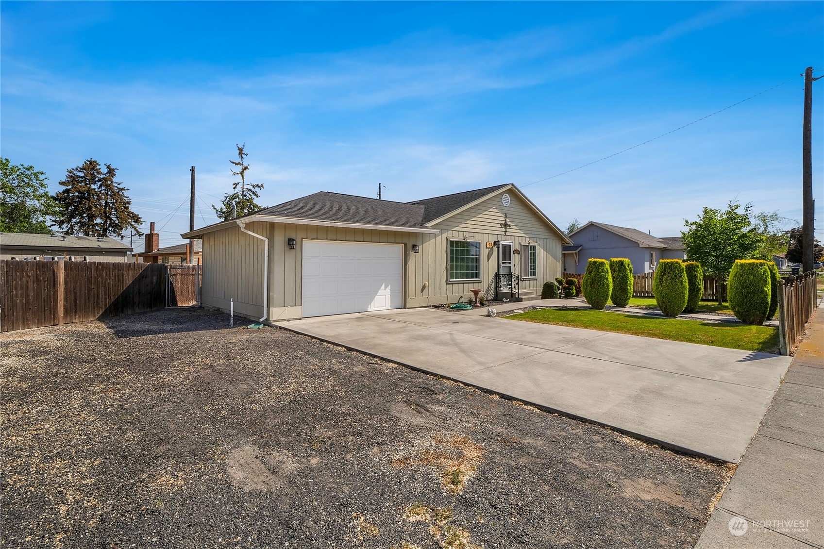 Property Photo:  2125 W Neppel Street  WA 98837 