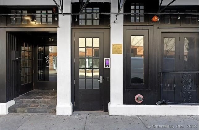 Property Photo:  101 Orange Street 230  CT 06510 