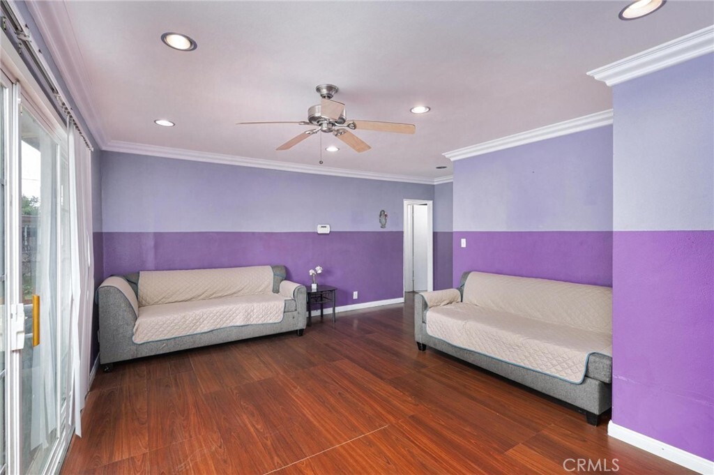 Property Photo:  118 E Johnson Street  CA 90220 