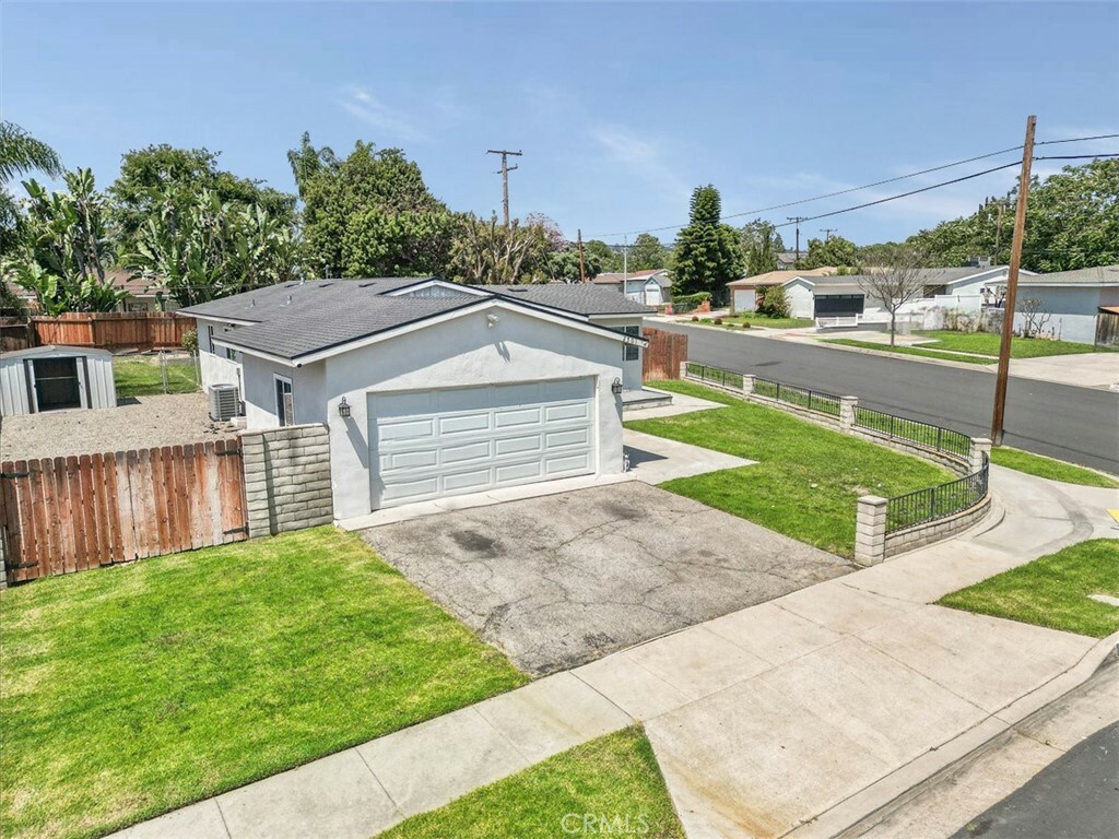 Property Photo:  2501 David Avenue  CA 90631 