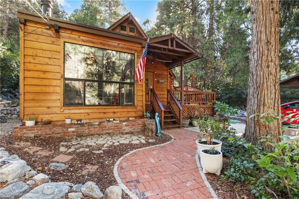 Property Photo:  39409 Canyon Drive  CA 92339 