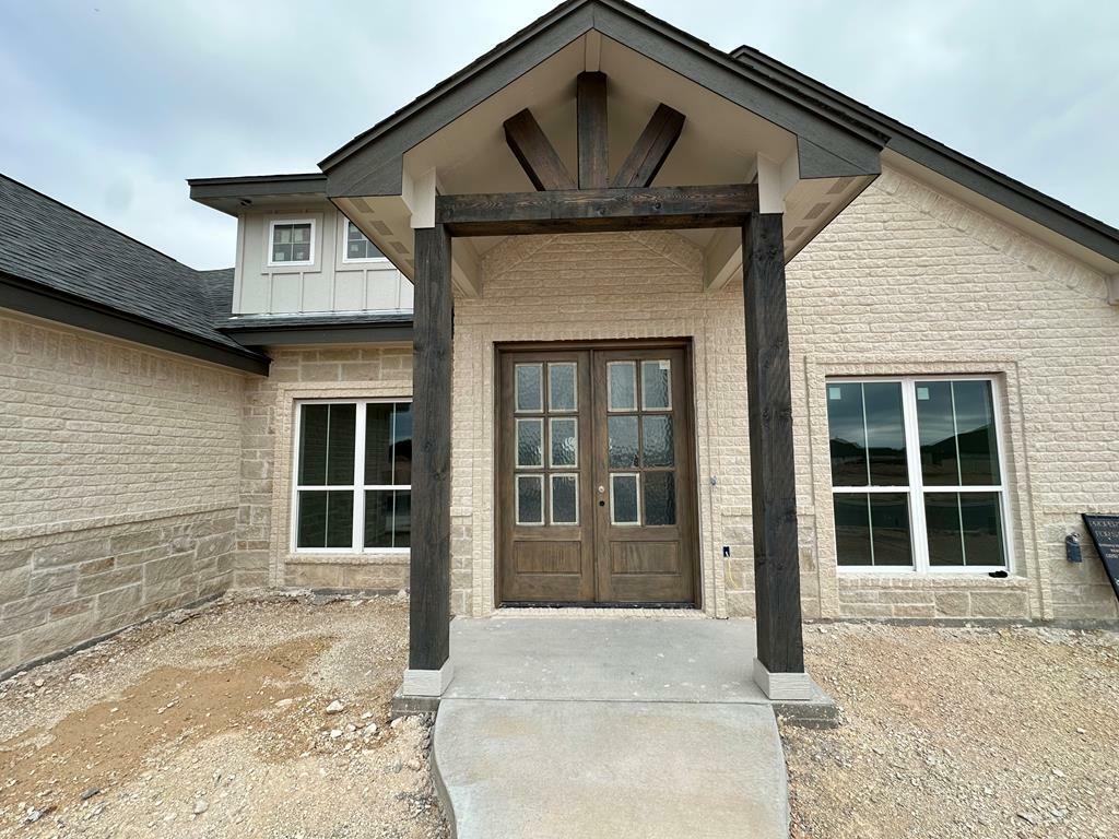 Property Photo:  3719 Silver Spur Dr  TX 76904 