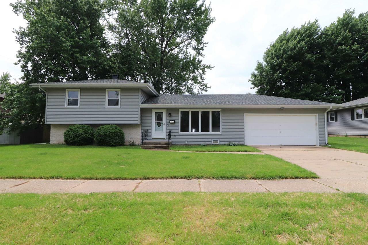 Property Photo:  1511 Schaller Street  WI 53546 