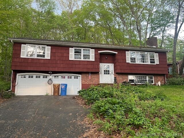 Property Photo:  18 Button Road  CT 06484 