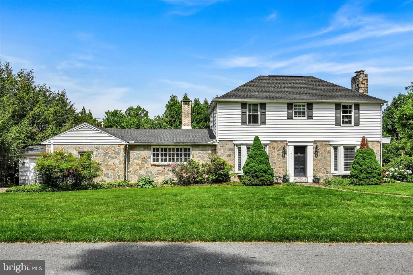 Property Photo:  511 Arlington Road  PA 17011 