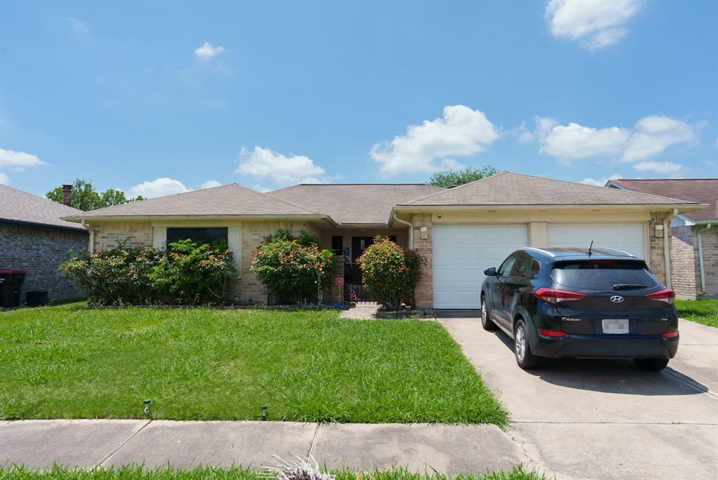 Property Photo:  6702 Harpers Drive  TX 77469 