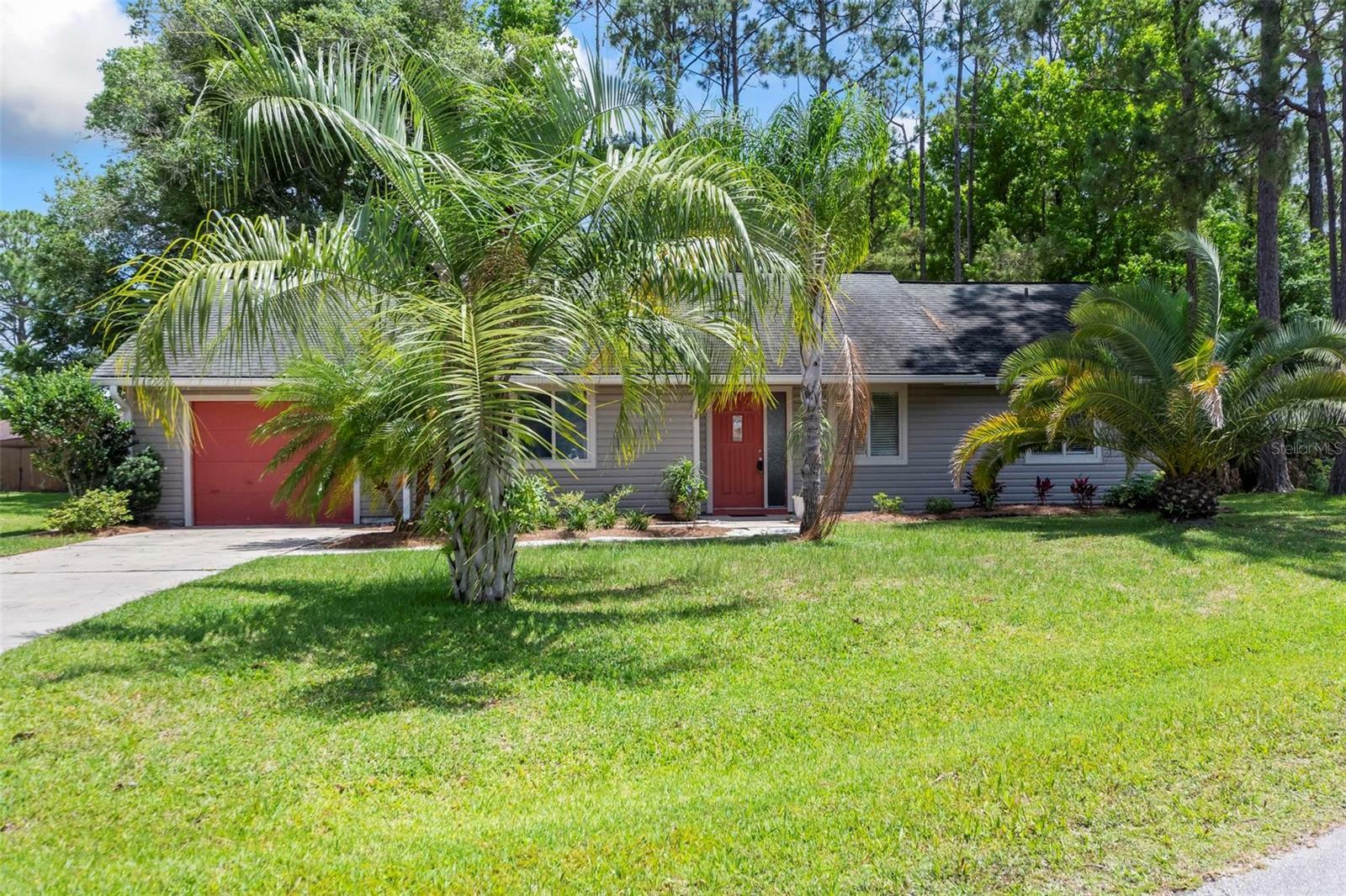 Property Photo:  9 Wilksboro Place  FL 32164 