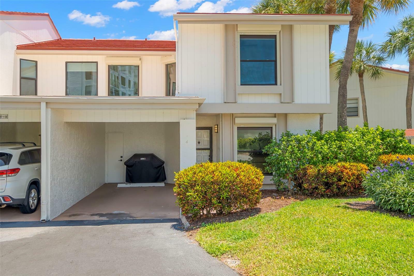 Property Photo:  6260 Sun Boulevard 4  FL 33715 