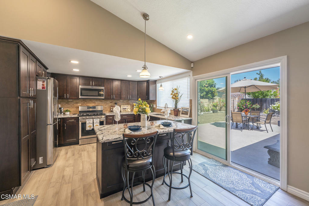 Property Photo: 1165 Catlin Street CA 93065
