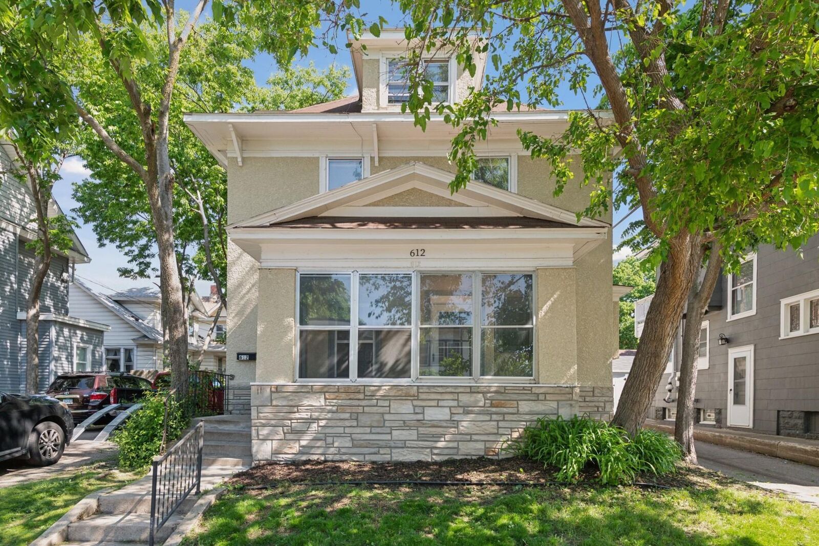 Property Photo:  612 W 32nd Street  MN 55408 