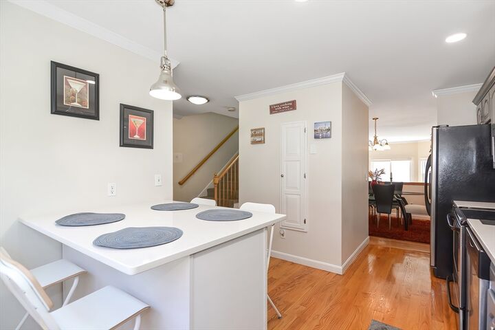 Property Photo: 109 Salem St 205 MA 02151