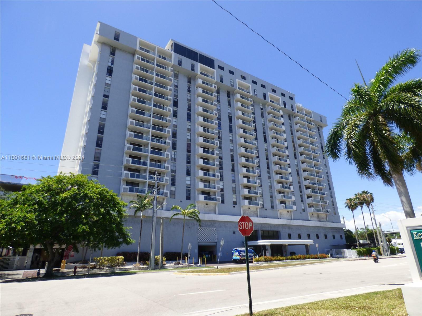 Property Photo:  13499 Biscayne Blvd 804  FL 33181 