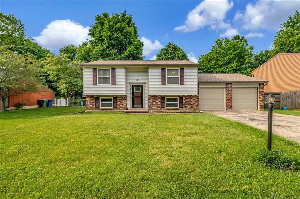 Property Photo: 5422 Kitridge Road OH 45424