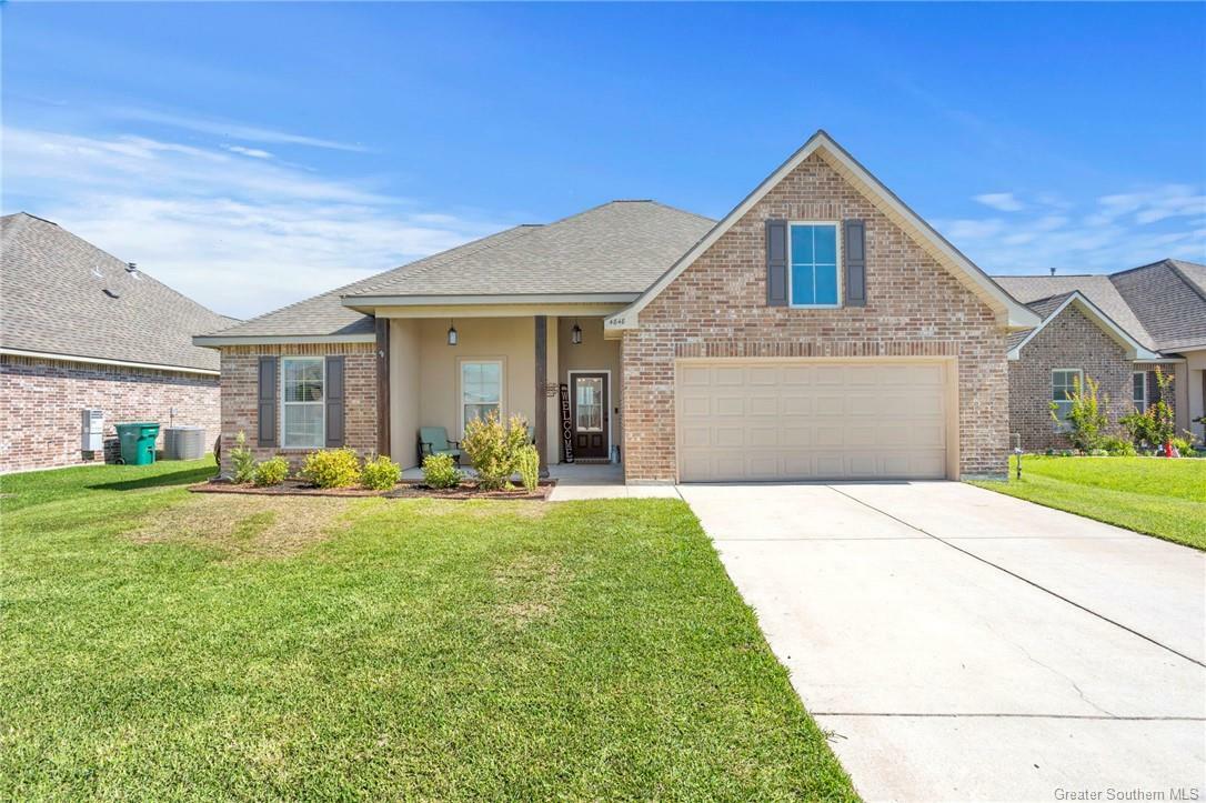 Property Photo: 4848 Alister Court LA 70647