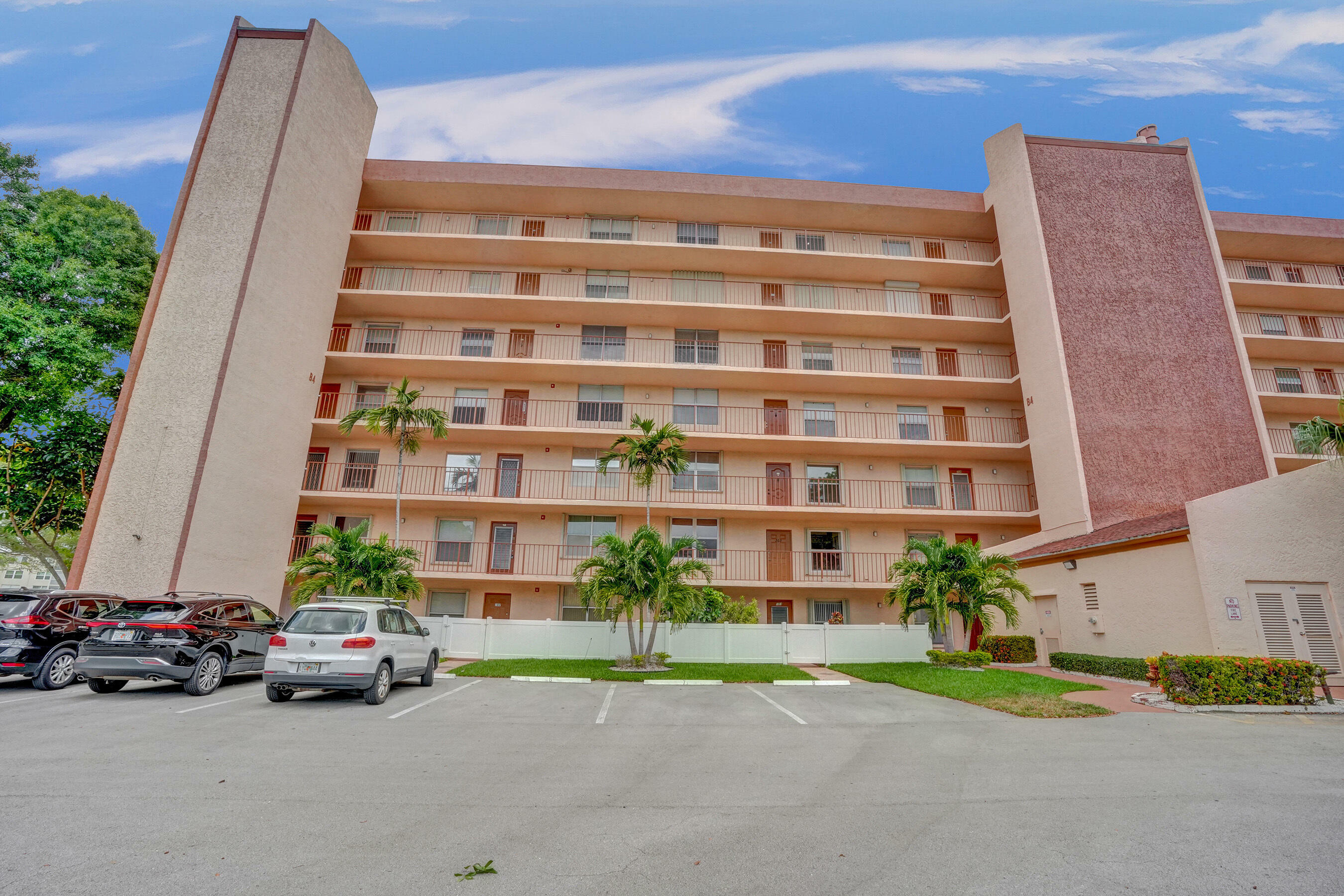 Property Photo:  14623 Bonaire Boulevard 503  FL 33446 