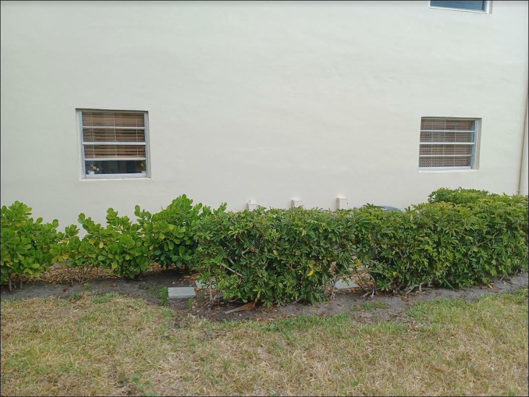 Property Photo:  90 Crooked Tree Lane 105  FL 32962 