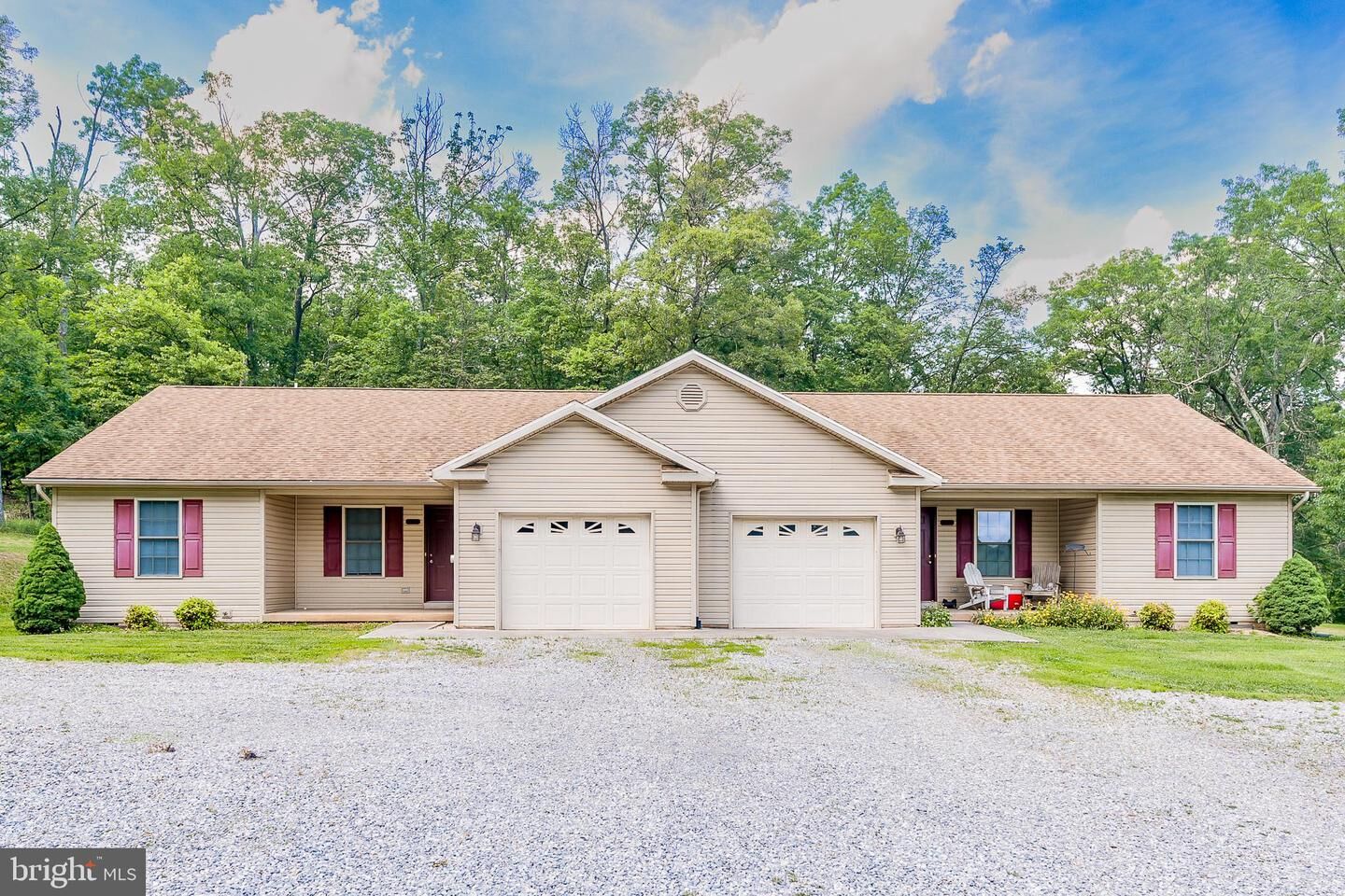 Property Photo: 264 Goller Hill Lane WV 25427