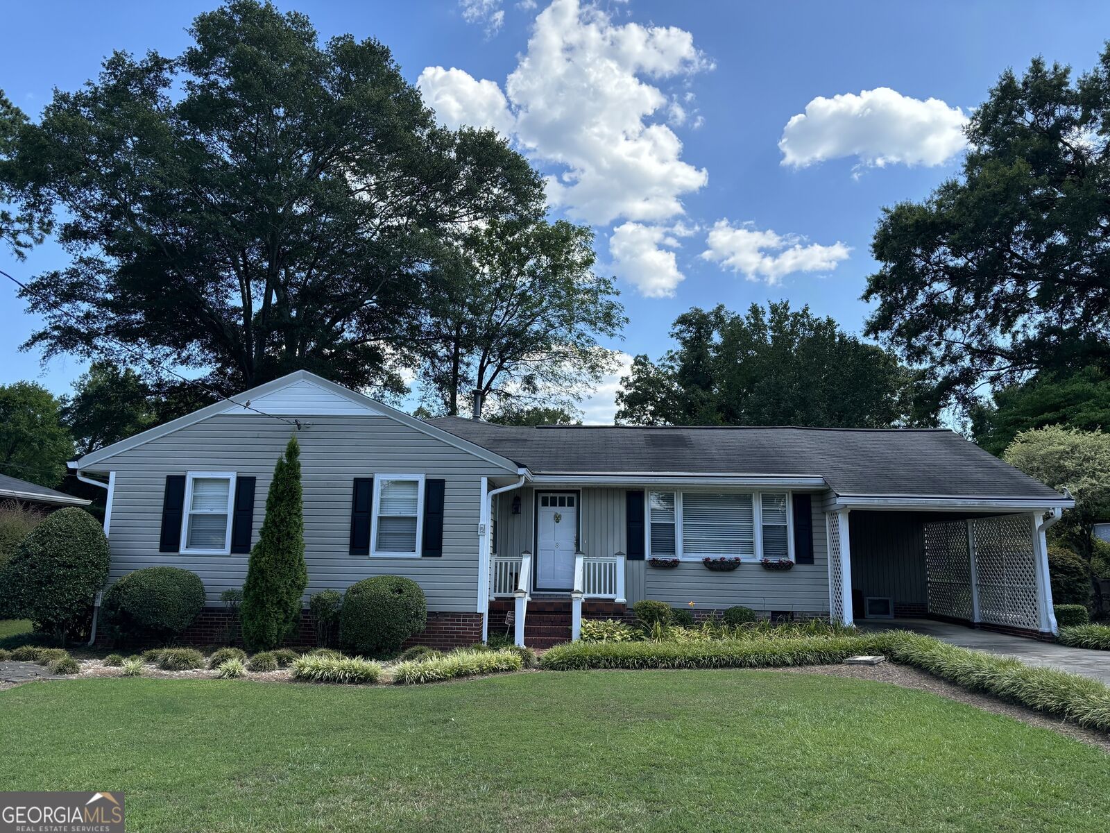 Property Photo:  8 John Ross Drive SW  GA 30165 